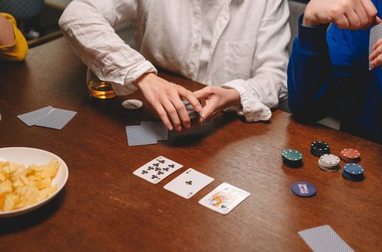 game hỗ trợ 8Day